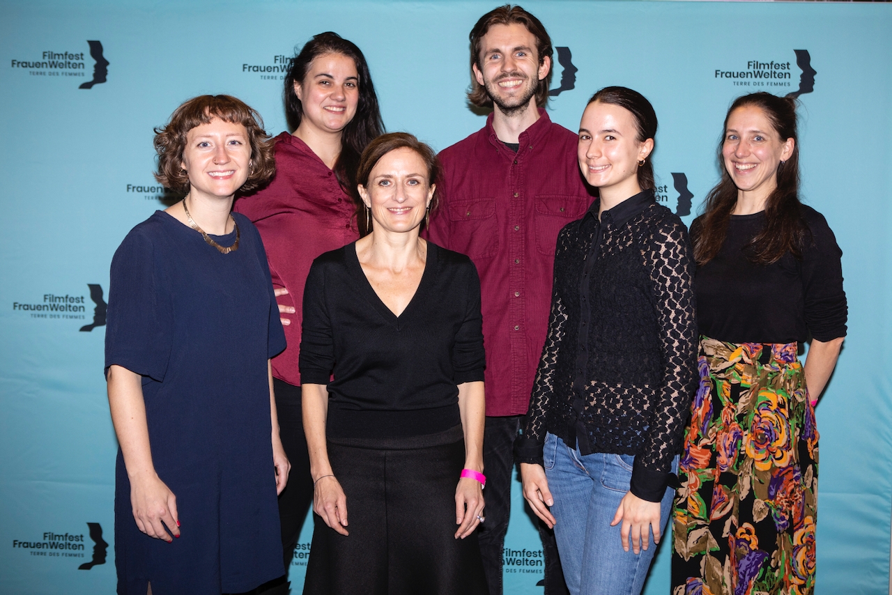 Team Filmfest FrauenWelten 2022 Sabrina Kürzinger, Jennifer Münch, Marion Appelt, Niklas Gantenberg, Mayra Ortiz-Backhaus, Karina Griesho