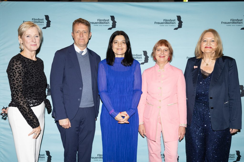 EröffnungFotowand01©GianlucaQuaranta_FilmfestFrauenWelten2025