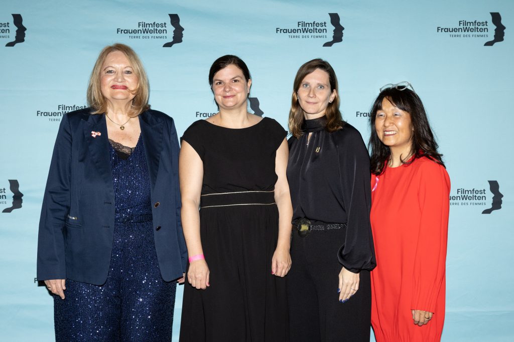 EröffnungFotowand03©GianlucaQuaranta_FilmfestFrauenWelten2025